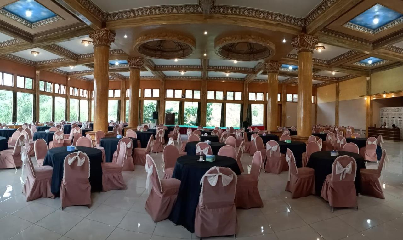 Hotel Nadia ברומו מראה חיצוני תמונה