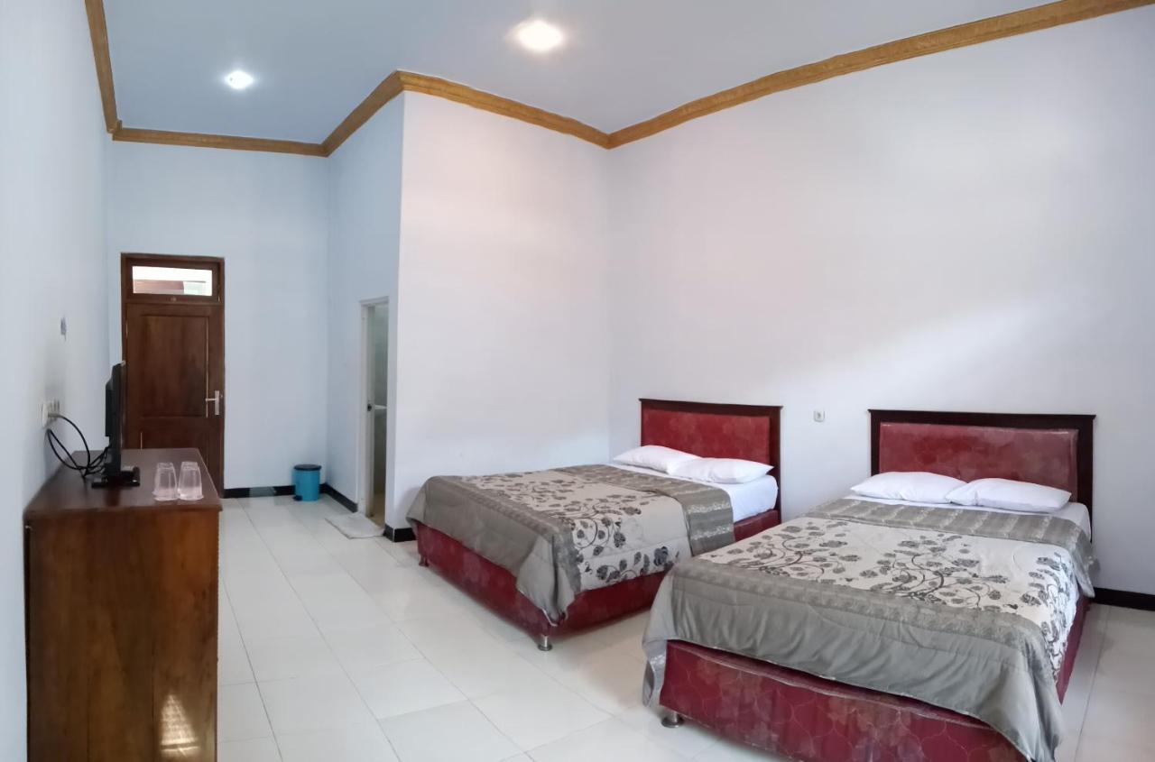 Hotel Nadia ברומו מראה חיצוני תמונה