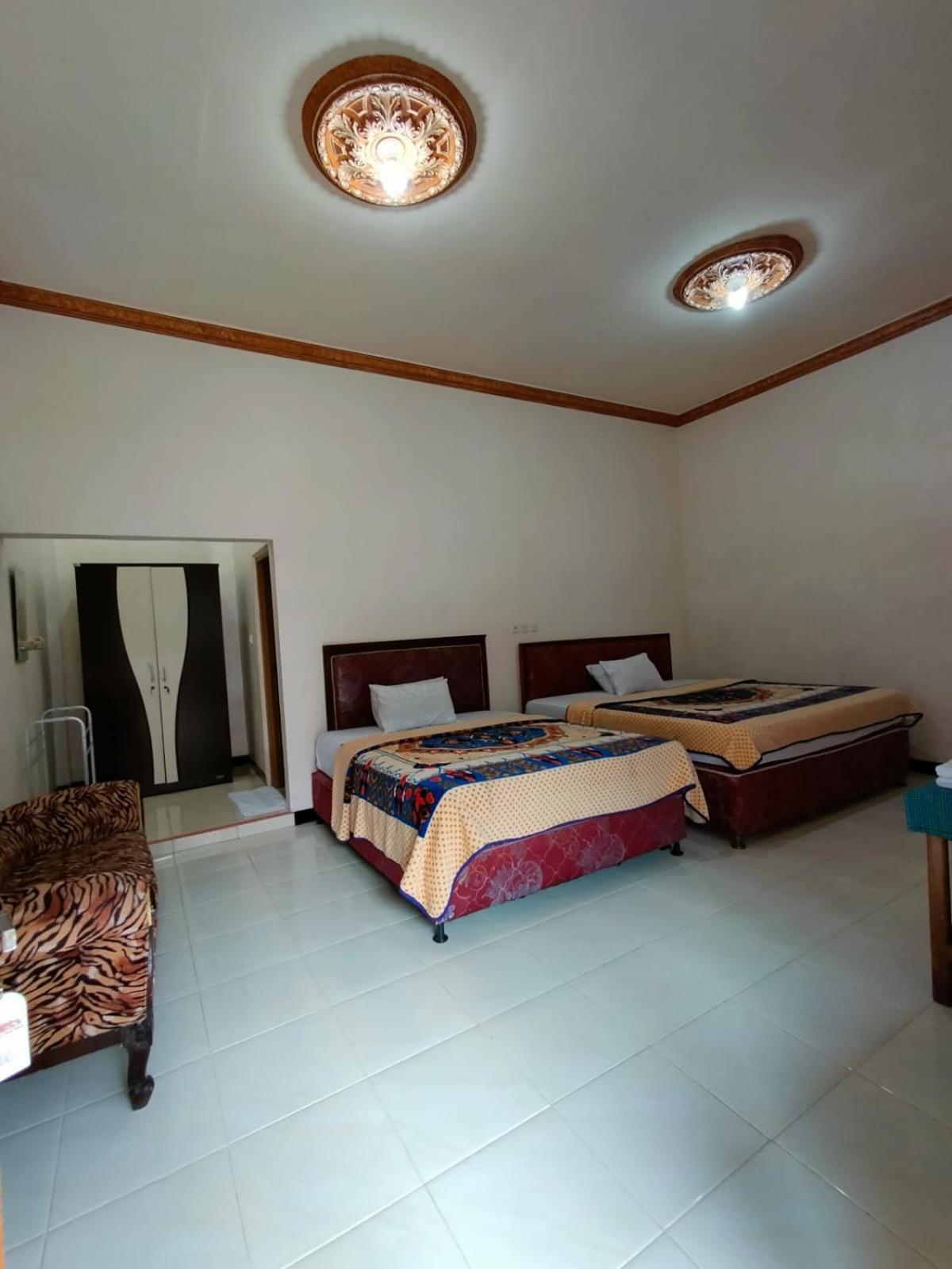 Hotel Nadia ברומו מראה חיצוני תמונה