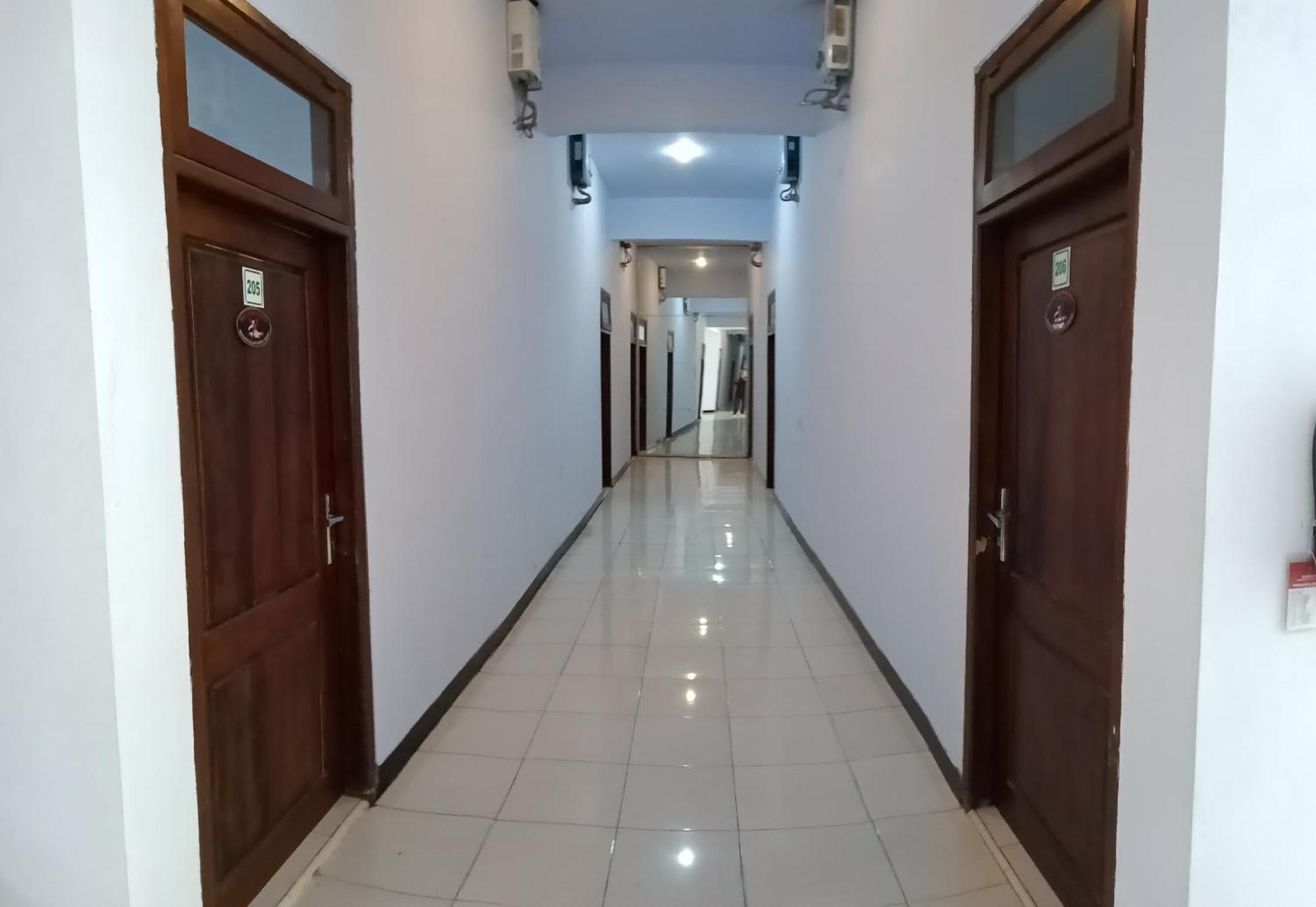 Hotel Nadia ברומו מראה חיצוני תמונה