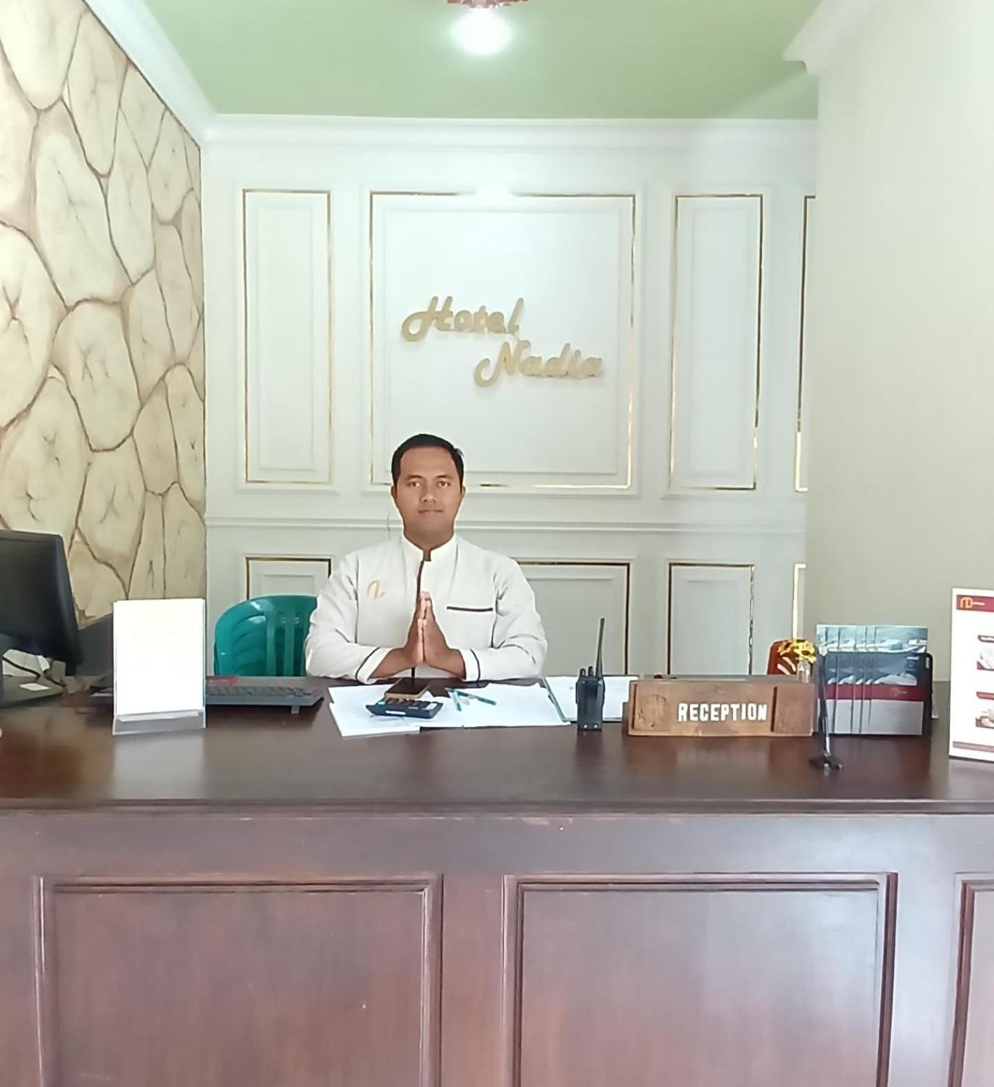 Hotel Nadia ברומו מראה חיצוני תמונה