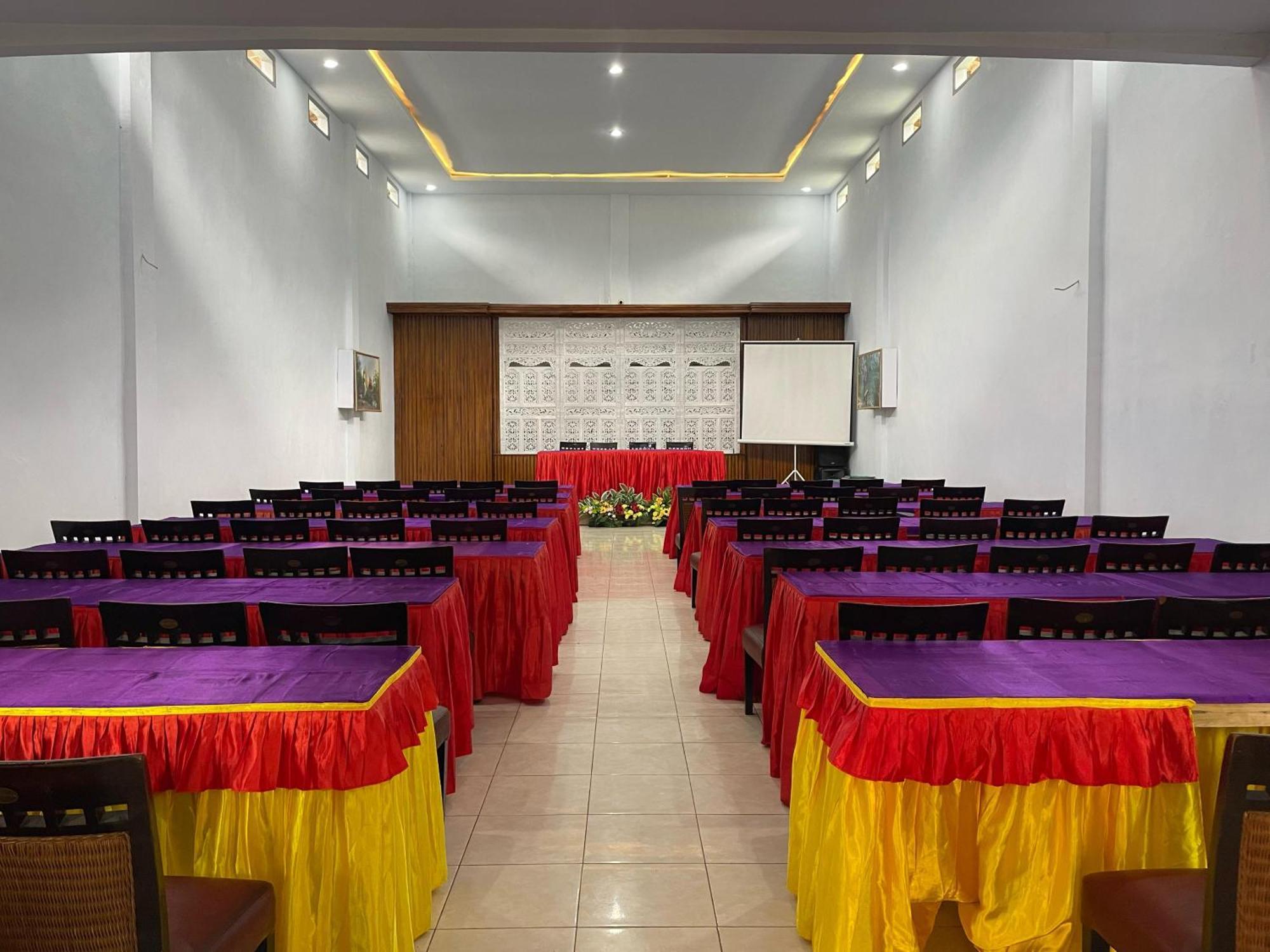 Hotel Nadia ברומו מראה חיצוני תמונה