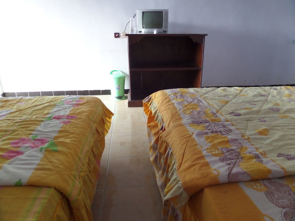 Hotel Nadia ברומו מראה חיצוני תמונה