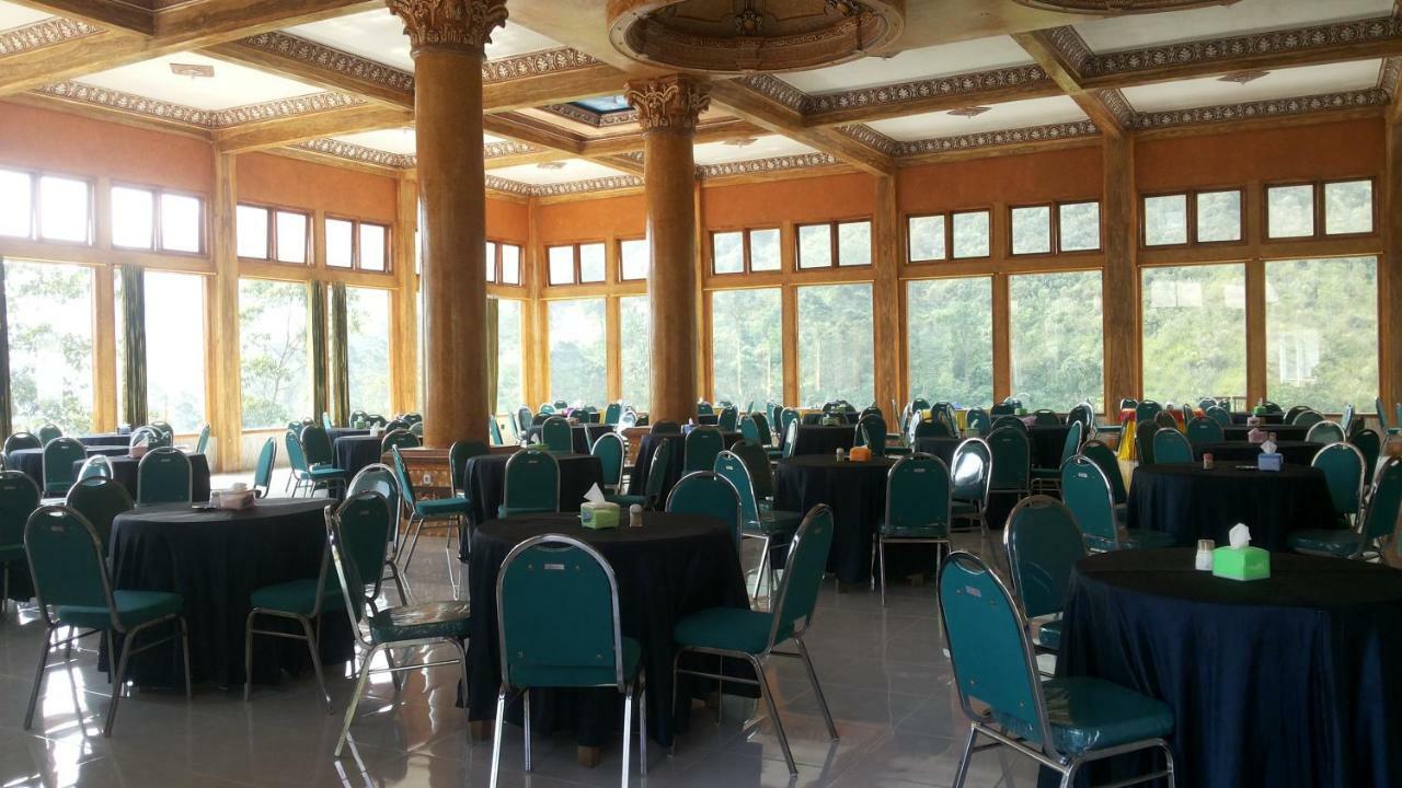 Hotel Nadia ברומו מראה חיצוני תמונה