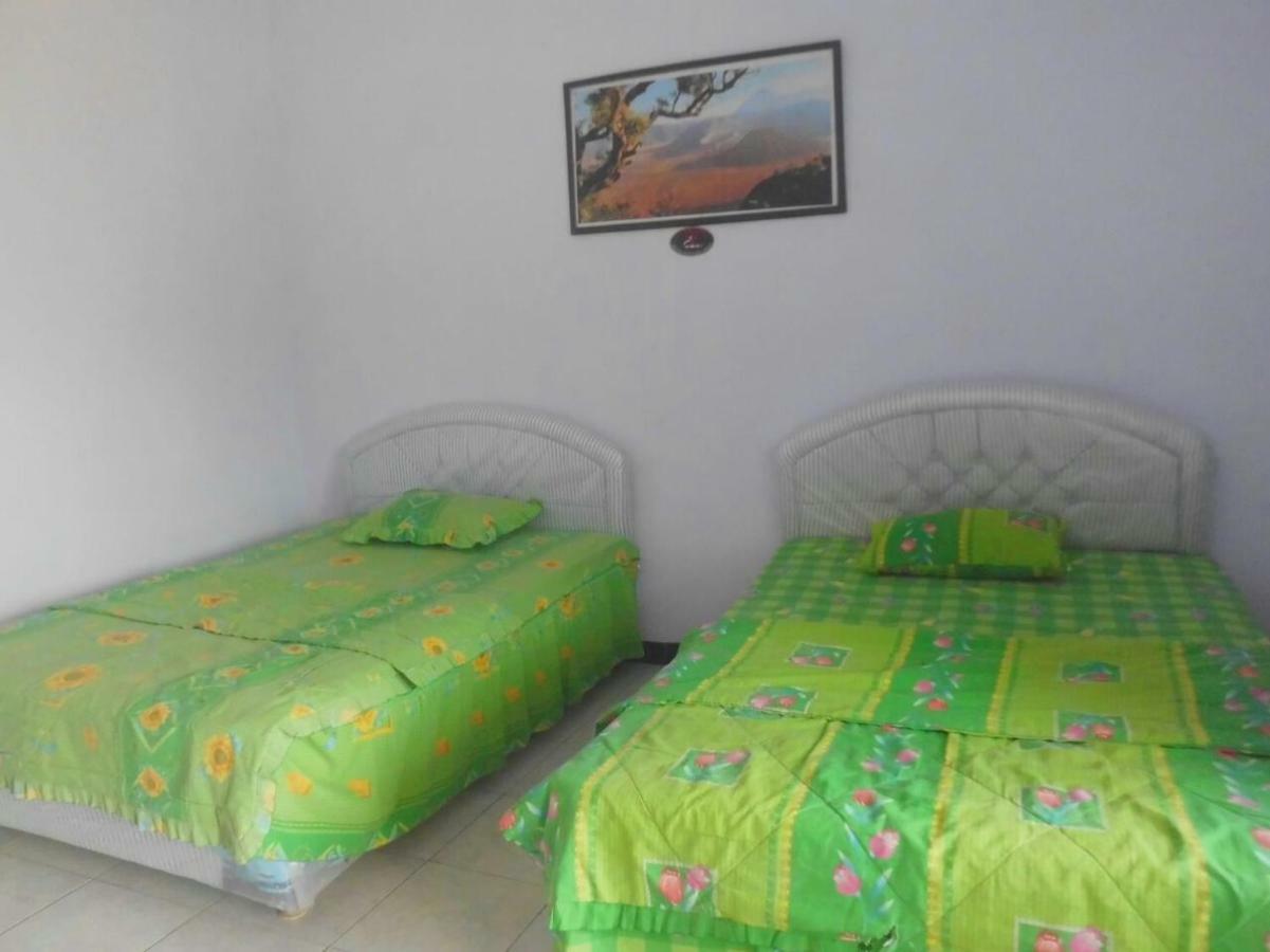 Hotel Nadia ברומו מראה חיצוני תמונה